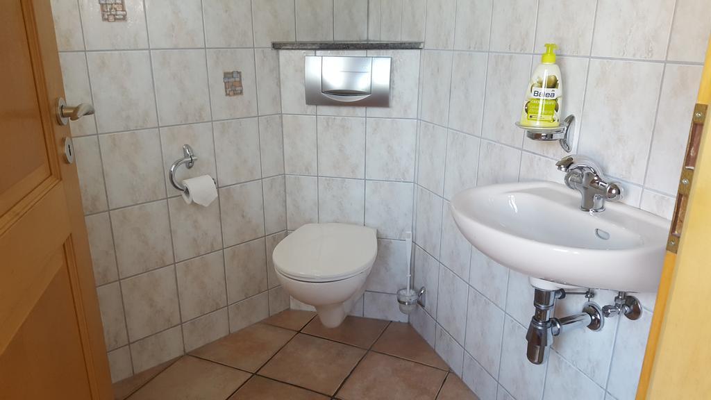 Ferienhaus Schwoerer Rheinhausen Dış mekan fotoğraf
