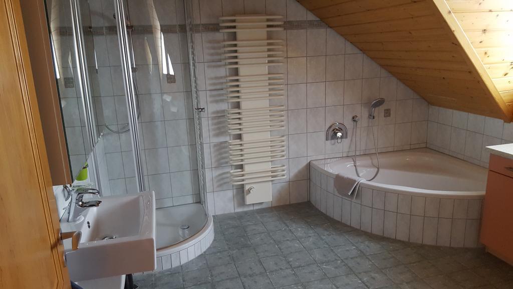 Ferienhaus Schwoerer Rheinhausen Dış mekan fotoğraf
